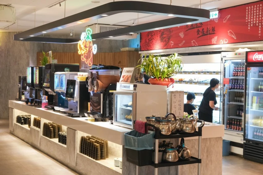 中壢火鍋吃到飽推薦!魔椒頂級鴛鴦鍋海鮮 A5和牛吃到飽,壽星再送龍蝦。