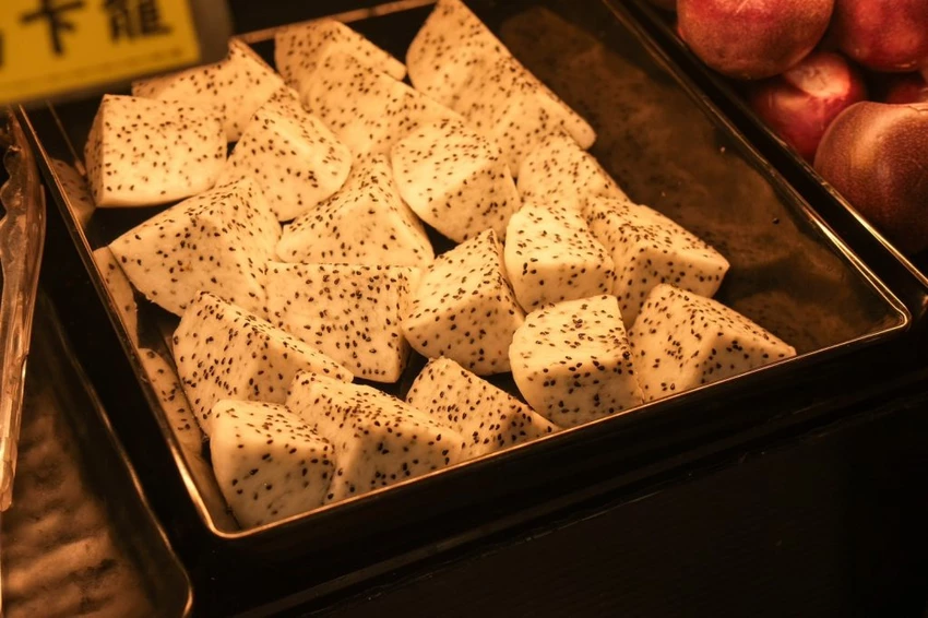 中壢火鍋吃到飽推薦!魔椒頂級鴛鴦鍋海鮮 A5和牛吃到飽,壽星再送龍蝦。