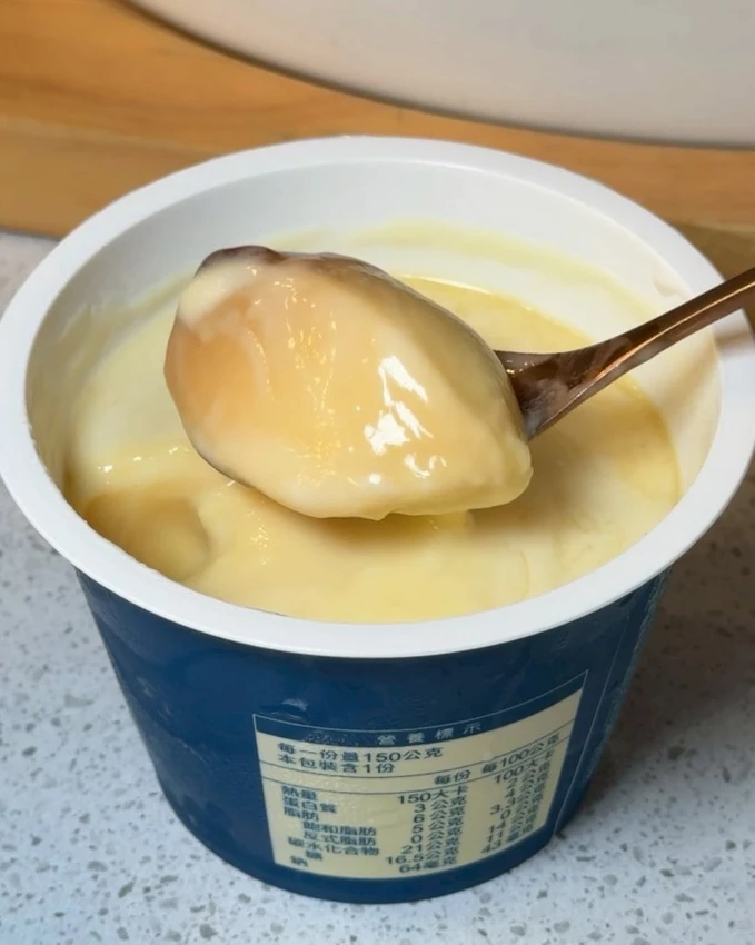 台中義大利麵推薦！NU PASTA 義大利麵聯名「人浮於愛」限定套餐，浮誇系雙主食義大利麵。