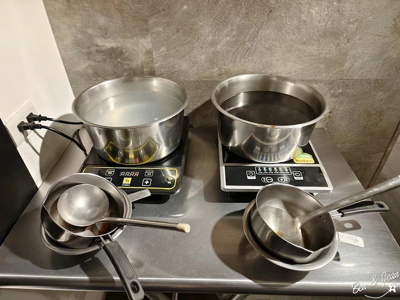 【不一羊一碗小羊肉】人氣必點紅燒羊肉湯， 湯頭內用可免費喝到飽