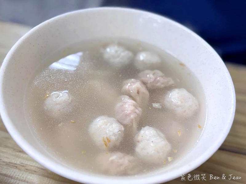 【馬賽無名麵店】冬山新店址,必吃豬油拌麵、麻醬麵、燒肉、餛飩魚丸湯