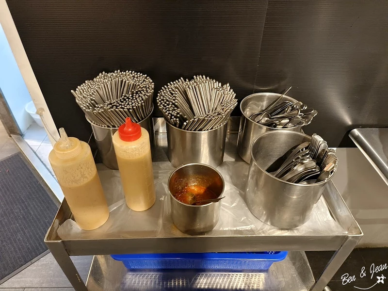 【不一羊一碗小羊肉】人氣必點紅燒羊肉湯， 湯頭內用可免費喝到飽