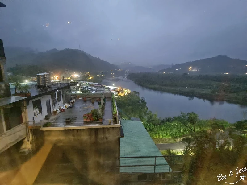 【不一羊一碗小羊肉】人氣必點紅燒羊肉湯， 湯頭內用可免費喝到飽