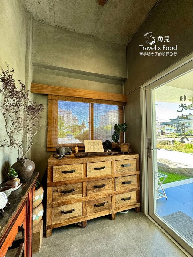 宜蘭礁溪～日光山茶屋｜鄉野間的白色建築，優雅靜謐的泡茶文化體驗 - 魚兒 x 牽手明太子的「視」界旅行