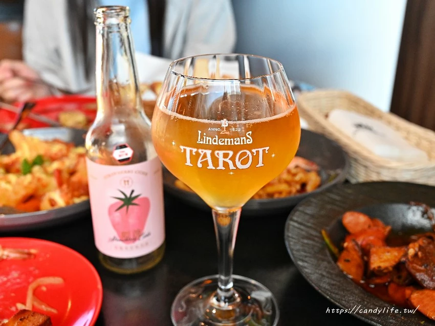 ABV閣樓餐酒館板橋府中店｜隱身在高樓中歐陸餐酒館，主打多款特造型義大利麵，尾牙春酒優惠開跑 - 糖糖's...