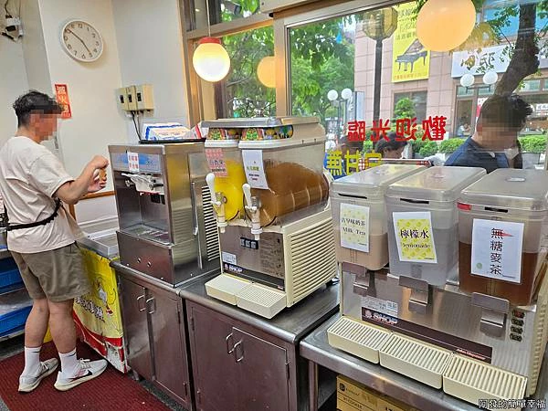 富樂台式涮涮鍋05-飲品冰品.jpg 富樂台式涮涮鍋05-飲品冰品.jpg