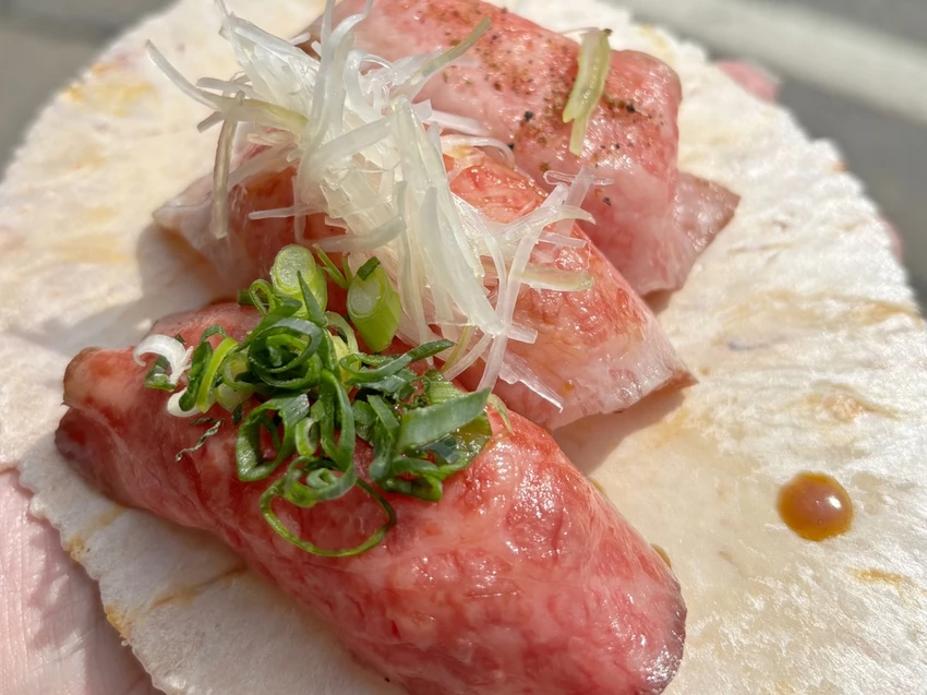 日本岐阜—肉の匠家｜飛驒高山老街人手一盤入口即化飛驒牛壽司