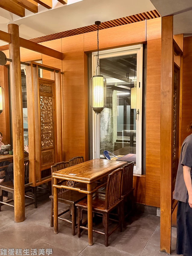 【花蓮食記】王記茶舖人文茶堂(中山店) - 花蓮版春水堂，珍珠奶茶奶味很香濃