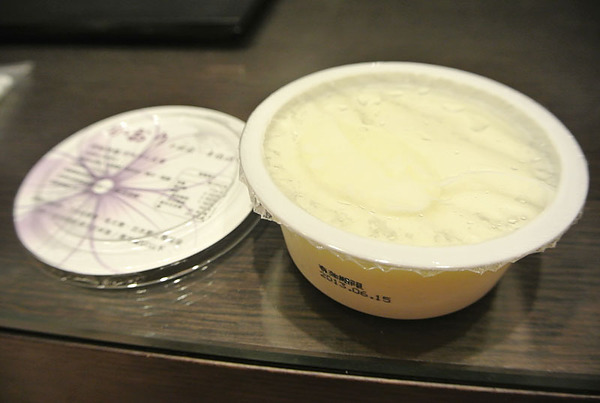 卡歐莉：*美食*試吃*卡歐莉-手工杏仁豆福*健康天然