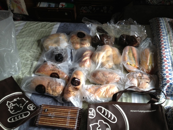 パン達人手感烘焙TOP POT BAKERY(板橋文化店)：好吃的不得了的~~麵包包!!!!!!!!不虧是達人~~