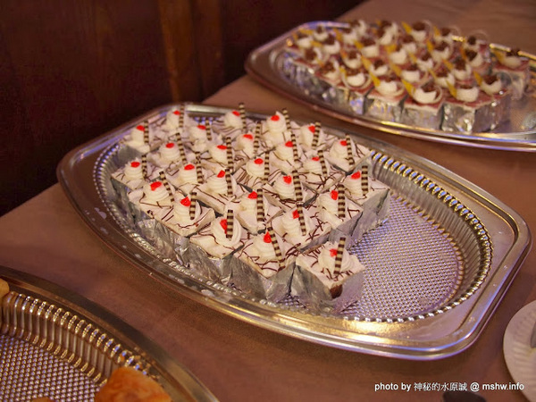 Yummy Cafe：【食記】鴨子湖畔聊爆肝 @ 新竹香山-中華大學-Yummy Cafe-兩講學堂