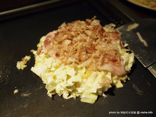 月島文字燒(台中店)：【食記】味道一般,DIY免服務費的大阪燒物店 @ 台中西屯-逢甲夜市-月島文字燒-台中店