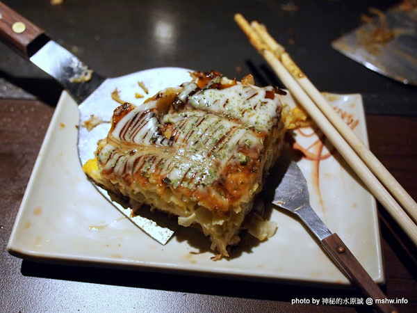 月島文字燒(台中店)：【食記】味道一般,DIY免服務費的大阪燒物店 @ 台中西屯-逢甲夜市-月島文字燒-台中店