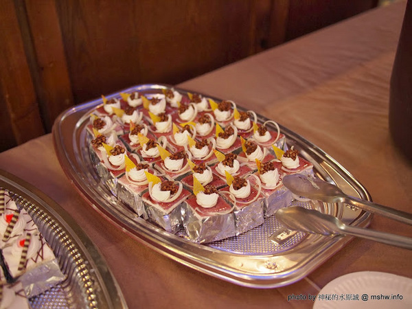 Yummy Cafe：【食記】鴨子湖畔聊爆肝 @ 新竹香山-中華大學-Yummy Cafe-兩講學堂