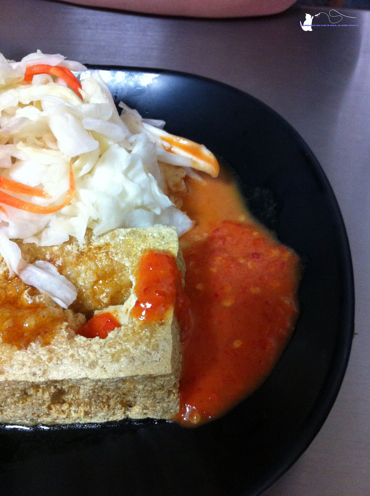 [食記] 台中 南區 || 非常香 臭豆腐 & 麵線糊 || 彌補被大埔傷害的心靈創傷>口<