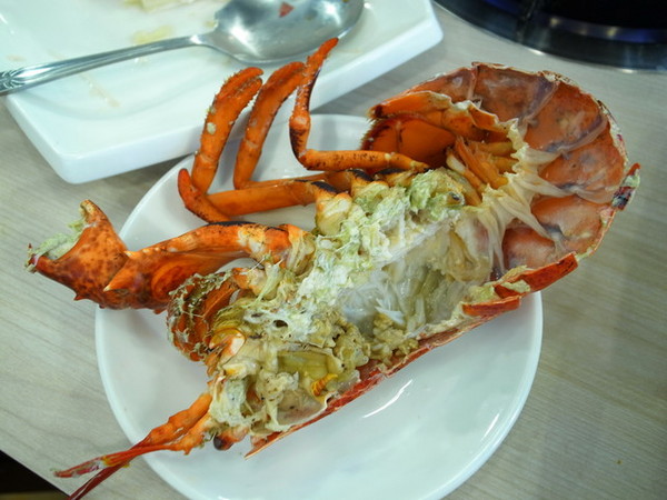 海人廚房:<台北|中山|海鮮餐廳>進擊的波士頓龍蝦之肌肉猛男又來摟~海人廚房 海人廚房:<台北|中山|海鮮餐廳>進擊的波士頓龍蝦之肌肉猛男又來摟~海人廚房
