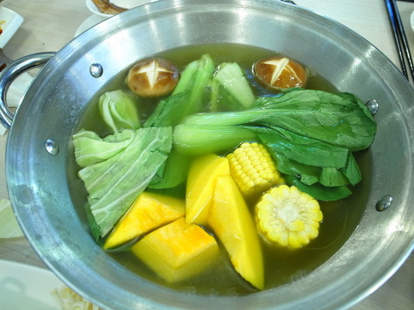 海人廚房:<台北|中山|海鮮餐廳>進擊的波士頓龍蝦之肌肉猛男又來摟~海人廚房 海人廚房:<台北|中山|海鮮餐廳>進擊的波士頓龍蝦之肌肉猛男又來摟~海人廚房