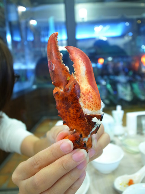 海人廚房:<台北|中山|海鮮餐廳>進擊的波士頓龍蝦之肌肉猛男又來摟~海人廚房 海人廚房:<台北|中山|海鮮餐廳>進擊的波士頓龍蝦之肌肉猛男又來摟~海人廚房