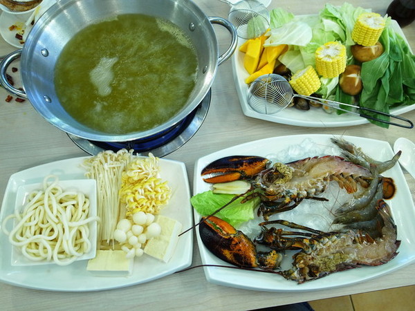 海人廚房:<台北|中山|海鮮餐廳>進擊的波士頓龍蝦之肌肉猛男又來摟~海人廚房 海人廚房:<台北|中山|海鮮餐廳>進擊的波士頓龍蝦之肌肉猛男又來摟~海人廚房