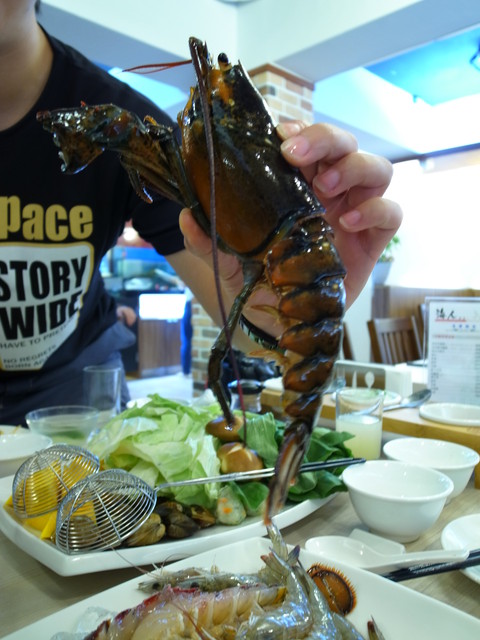 海人廚房:<台北|中山|海鮮餐廳>進擊的波士頓龍蝦之肌肉猛男又來摟~海人廚房 海人廚房:<台北|中山|海鮮餐廳>進擊的波士頓龍蝦之肌肉猛男又來摟~海人廚房
