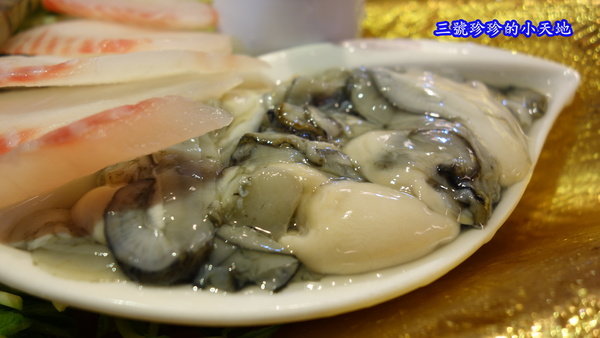 板橋站。皇璽北海道昆布鍋。超大份量的平價火鍋新選擇。絕對讓你吃到飽飽飽