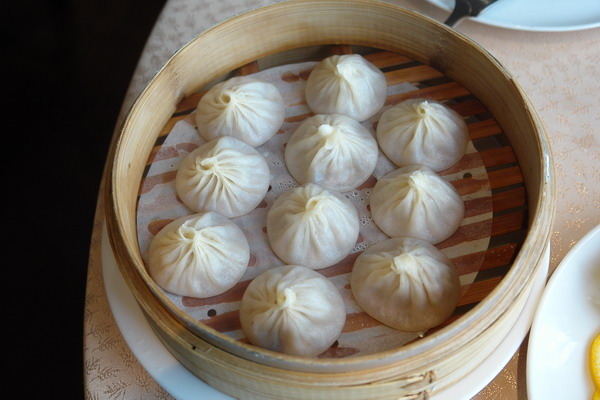 江南春--經典推薦脆皮烤鴨--台中福華大飯店