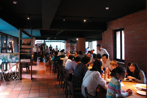 新竹美食周記(十)Buono Bella 義大利餐廳--超級漂亮有個性-阿德主廚崇尚天然又風趣