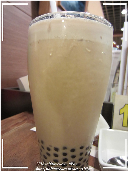 『呷』「信義區新光A9」☆ 春水堂人文茶館 ☆ 珍珠奶茶必點招牌豆干米血