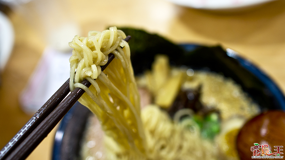 西湖捷運站--豚骨家拉麵