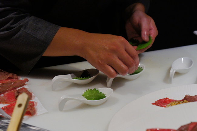 犇和三味 犇和三味