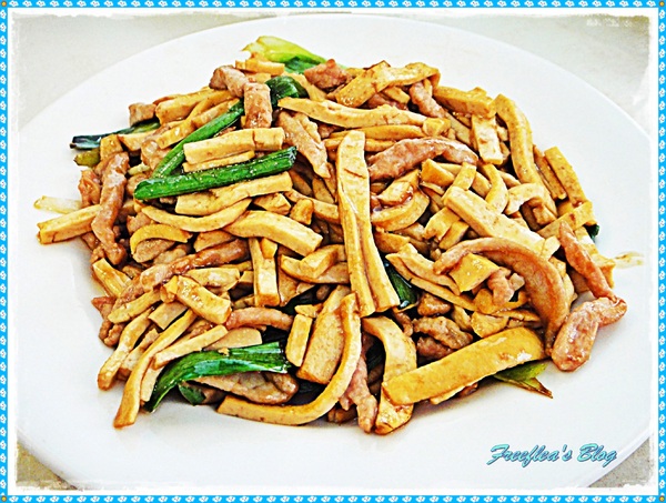 老郭川菜：✜ 伴隨成長、讓人懷念滴中菜好滋味 -「老郭川菜」(≧ω≦)o!!