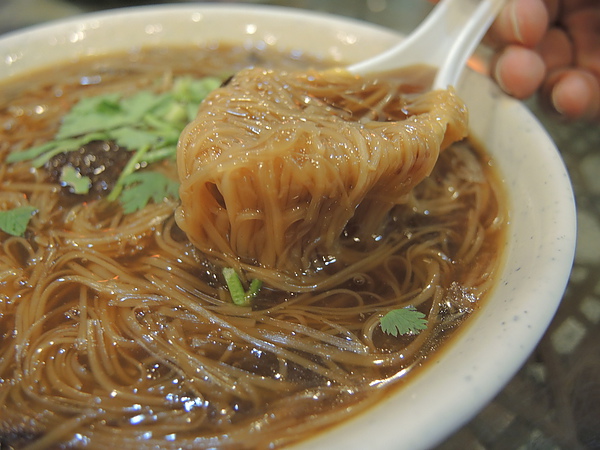 迪化街紅麵線：(食記) 斗六迪化街紅麵線