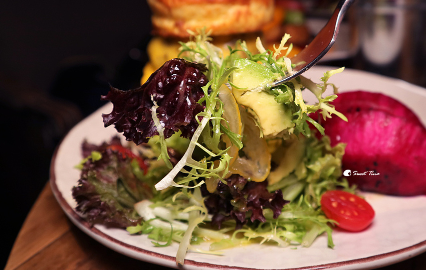 333 RESTAURANT %26; BAR