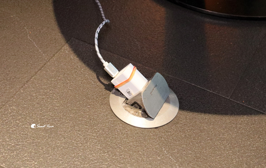 333 RESTAURANT %26; BAR