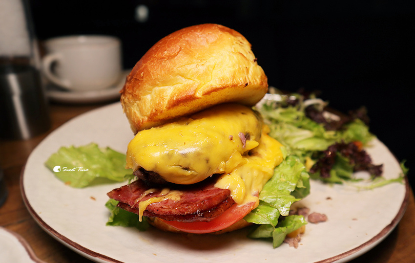 333 RESTAURANT %26; BAR