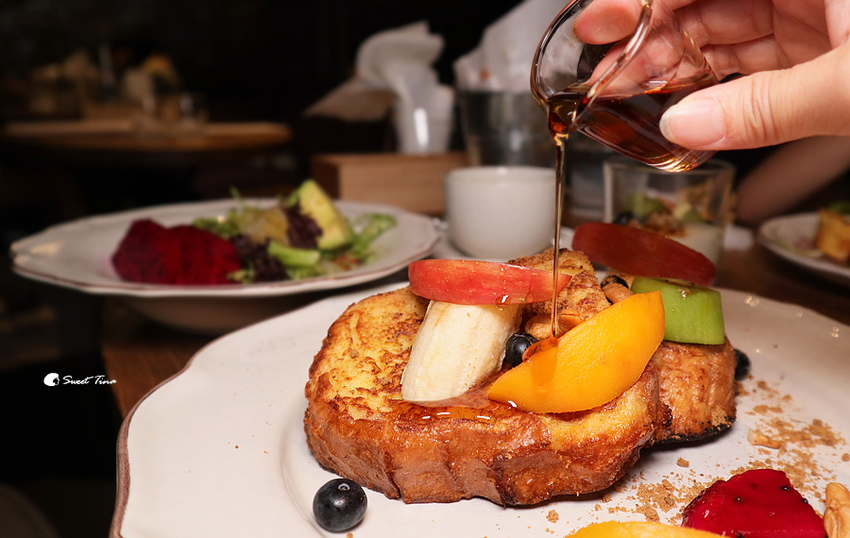 333 RESTAURANT %26; BAR