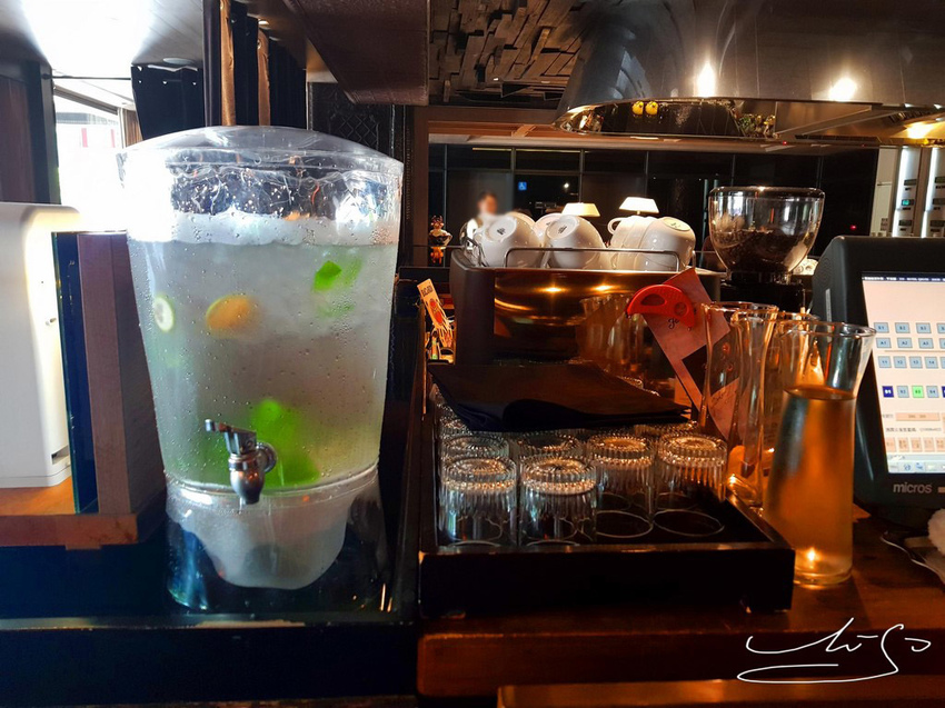 333 RESTAURANT %26; BAR (12).jpg