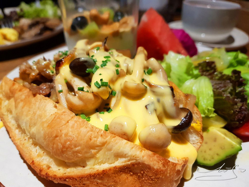 333 RESTAURANT %26; BAR (15).jpg