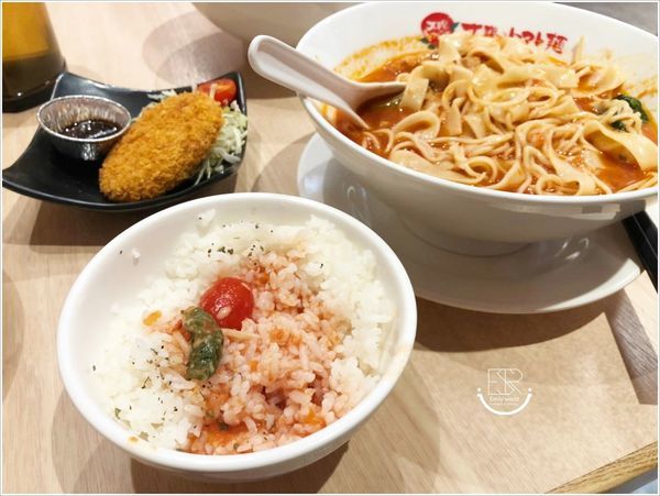 太陽蕃茄拉麵-桃園台茂店 (69).jpg