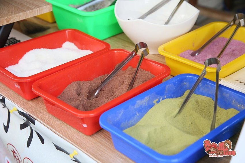 【台南甜點】台南首創彩虹白糖粿，一次讓你吃到六款不同風味白糖粿：台南彩虹白糖粿 - 熱血玩台南。跳躍新世界