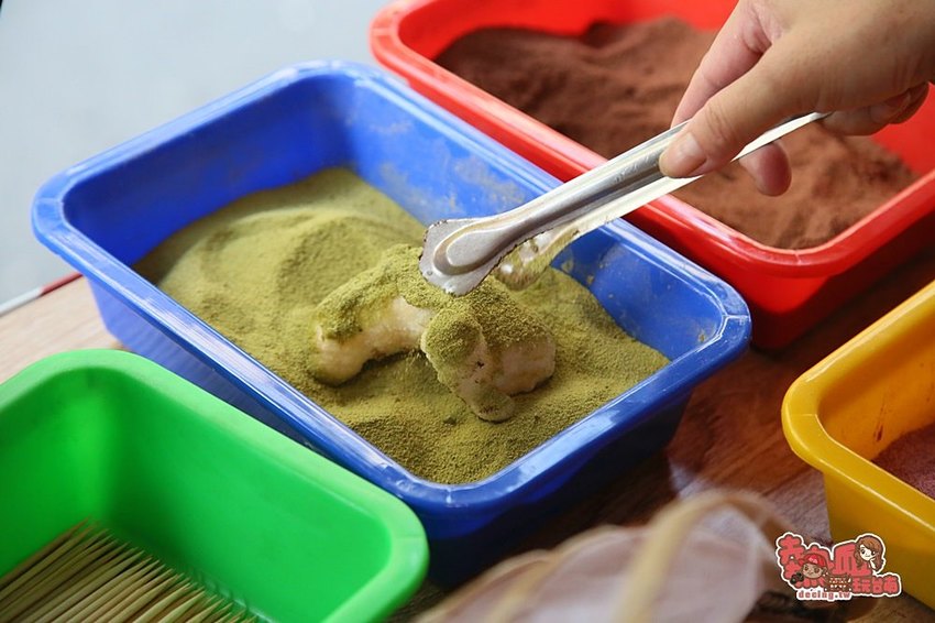 【台南甜點】台南首創彩虹白糖粿，一次讓你吃到六款不同風味白糖粿：台南彩虹白糖粿 - 熱血玩台南。跳躍新世界