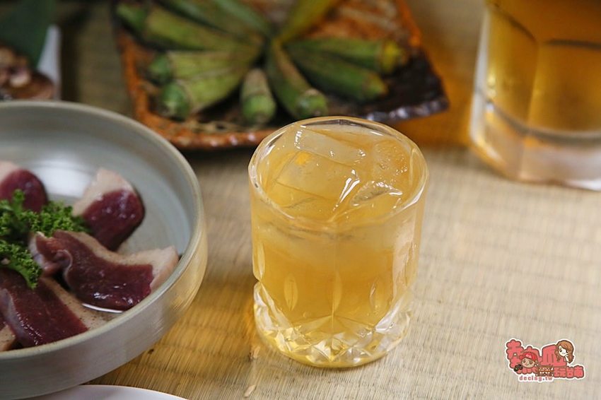 【台南美食】台南最狂日式居酒屋，竟然連大阪地標固力果跑跑人都搬進店：nest炭火燒肉專門 - 熱血玩台南。跳躍新世界