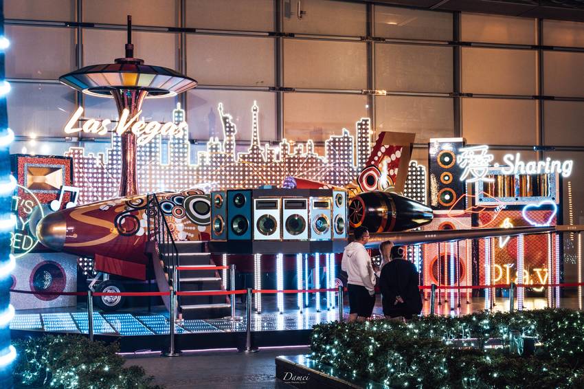 高雄景點｜夢時代2019愛sharing-高雄聖誕不夜城正上演