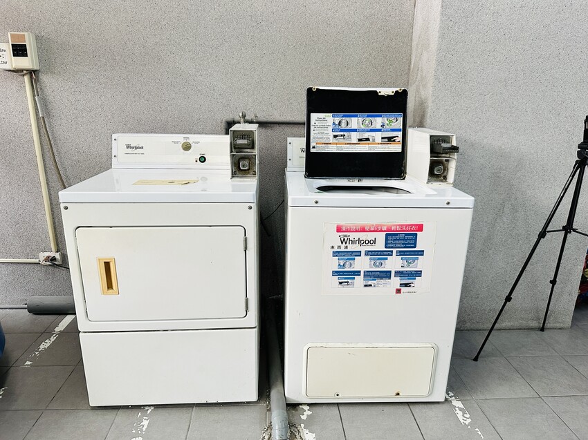 【黃色風箏】台南親子住宿開箱｜滑梯房、沙坑、搖搖馬玩到不想退