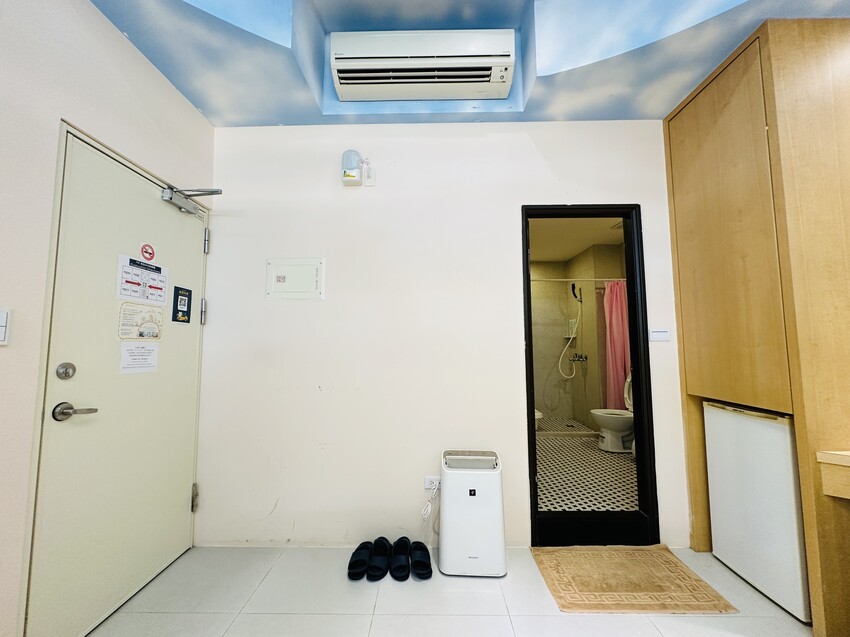 【黃色風箏】台南親子住宿開箱｜滑梯房、沙坑、搖搖馬玩到不想退