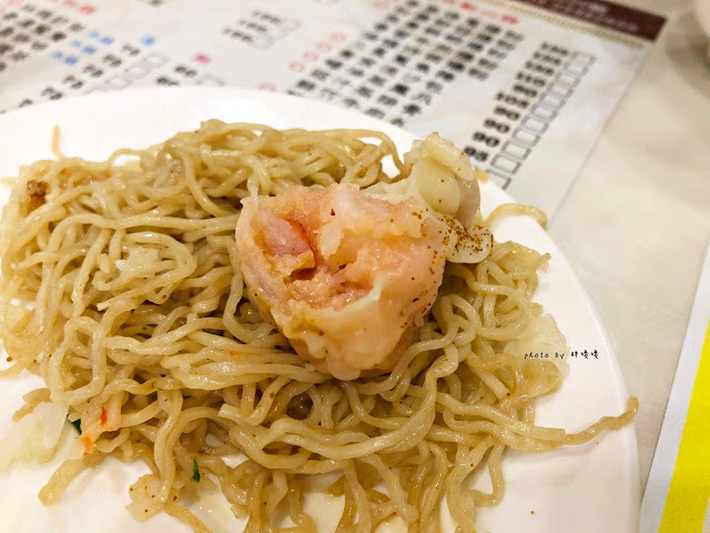 【台中 北屯】品嘉茶餐廳，民俗公園旁，大人氣港式茶餐廳，餐點種類眾多，完全無雷，不論嘴饞想吃還是朋友、家庭聚餐都很適合👍