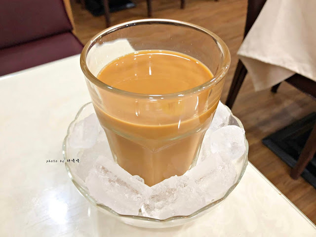 【台中 北屯】品嘉茶餐廳，民俗公園旁，大人氣港式茶餐廳，餐點種類眾多，完全無雷，不論嘴饞想吃還是朋友、家庭聚餐都很適合👍