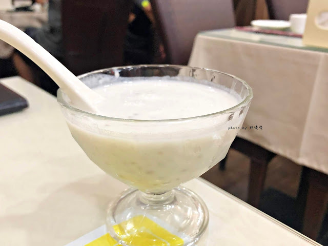 【台中 北屯】品嘉茶餐廳，民俗公園旁，大人氣港式茶餐廳，餐點種類眾多，完全無雷，不論嘴饞想吃還是朋友、家庭聚餐都很適合👍