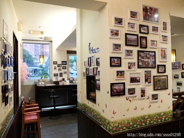 嘉義美食【紅豬呷火鍋(嘉義新生店)】個人式套餐火鍋 獨享18oz大肉量肉魂鍋 火烤韓式辣雞鍋 飲料/冰品無限供應