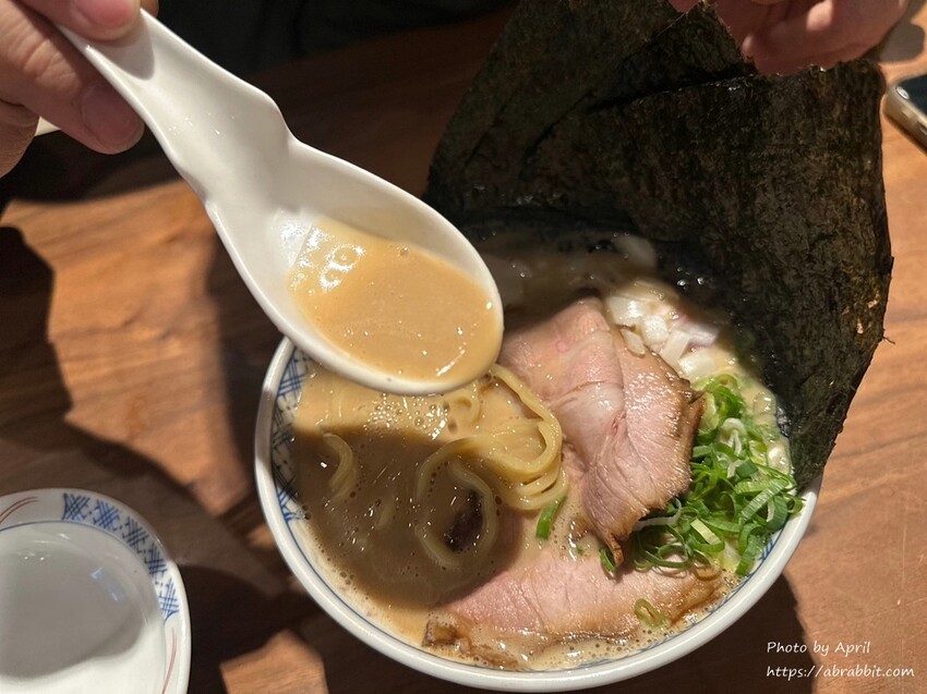 台中市北屯區台中深夜拉麵推薦-同拉麵